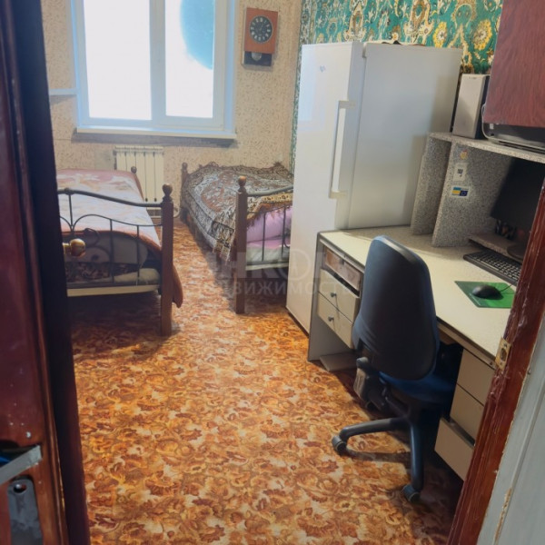 Продам 3к кв. Комарова 34 с А. О.
