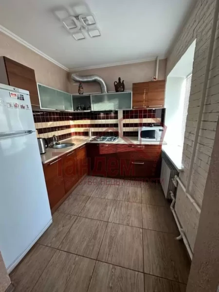 Фото Квартира-студия  2/5эт кв. Шевченко д.5 г. Луганск - Объект №525