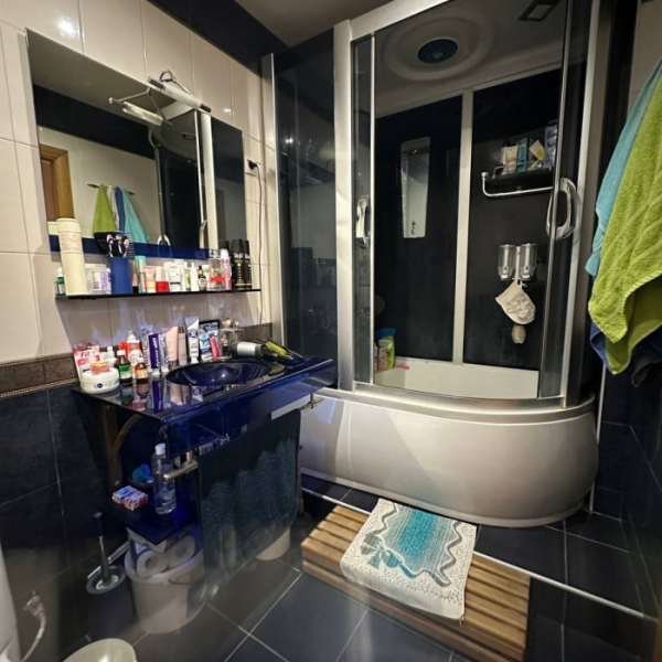 Фото Продам 3к квартиру в центре