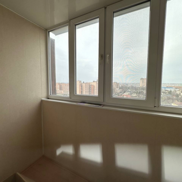 Фото Продам 3к квартиру в центре