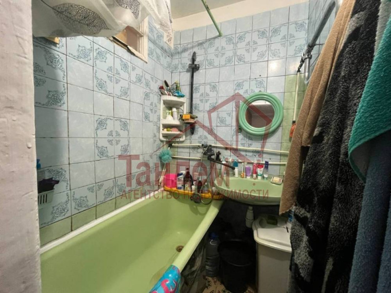Фото 2 комнатная, 43. 6м², 3/5эт. , кв. Комарова (район к/т Мир), Жовтневый р-н - Объект №98