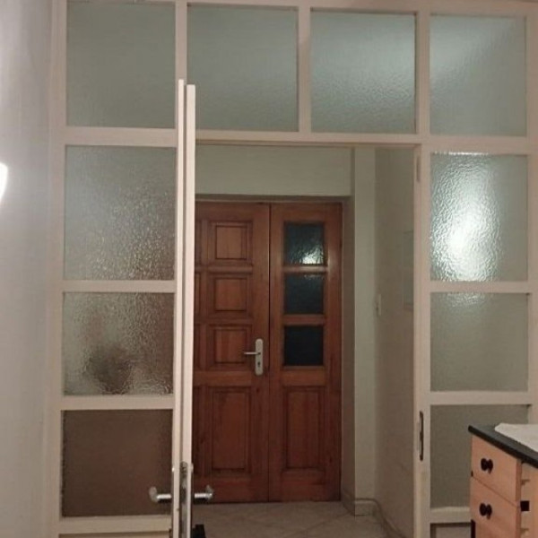 Продам просторную 3-х комнатную квартиру по ул. Ватутина 2/9 эт.