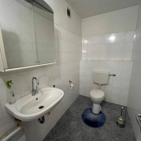 Фото Продам просторную 3-х комнатную квартиру по ул. Ватутина 2/9 эт.