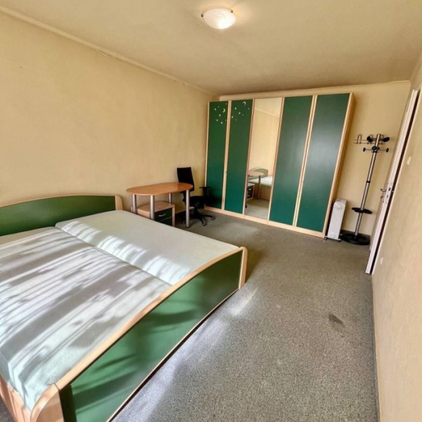 Фото Продам просторную 3-х комнатную квартиру по ул. Ватутина 2/9 эт.