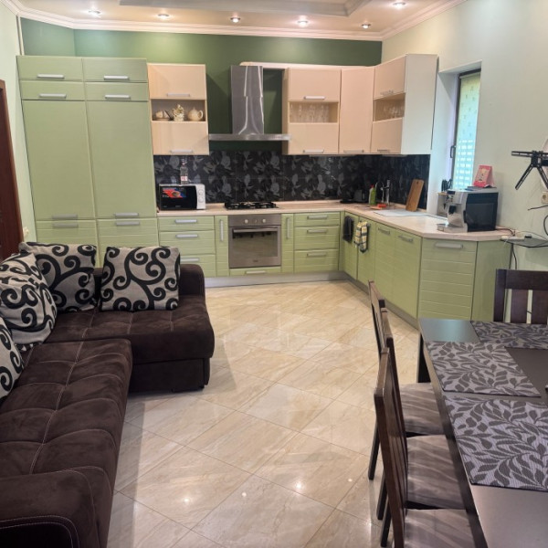 Фото Продам Дом 250м2 ул. Звейнека + гостевой Дом 150м2