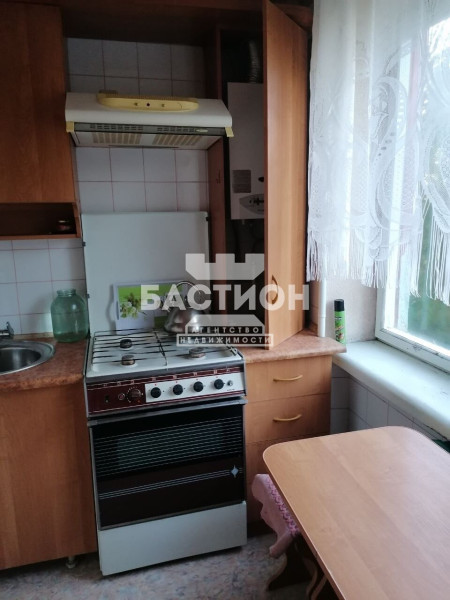 Фото 1 комнатная квартира, ул. Попова 81, ID: 2160646