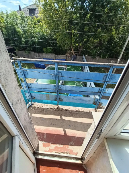 Продаётся 2-комнатная квартира в г. Брянка, ул. Смоленская, д. 3а.