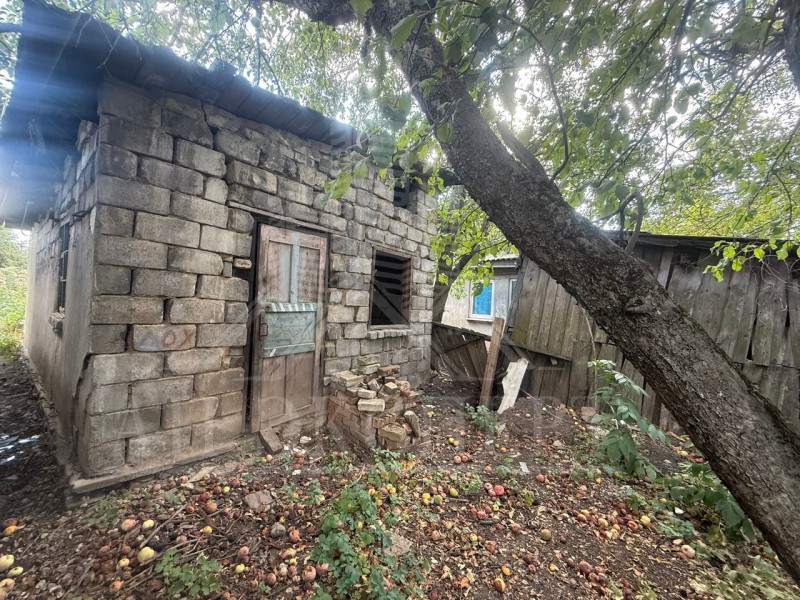 Фото Дом г. Стаханов (ул. Партизанская)