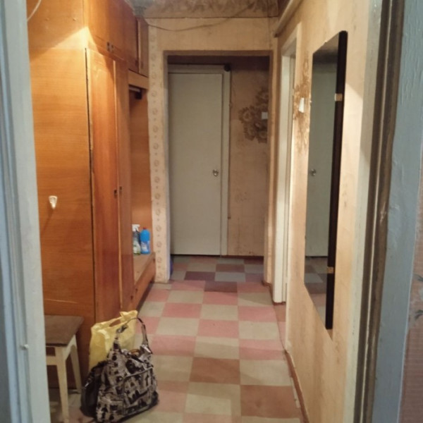 Фото № 6978 Продам 2х комн. квартиру в р-не СШ № 6