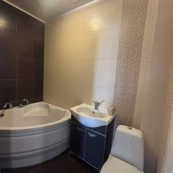 Фото Продам 2-комн. кВ. 50 лет Октября, р-н Стоматологии