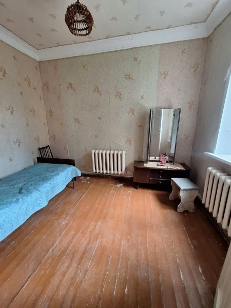 Фото Продаётся 2-комнатная квартира в городе Стаханов, ул. Б. Хмельницкого, д. 96