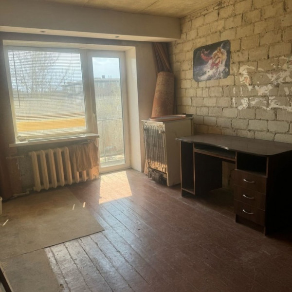 Фото № 6445 Продам 2х комн. квартиру в р-не маг. "Планета"