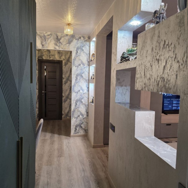 Фото Продам 3-х комн квартиру в городе Луганск квартал Пролетариата Донбасса