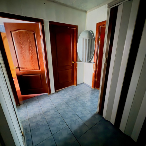 Фото Продам 3к кв. Комарова 34 с А.О.