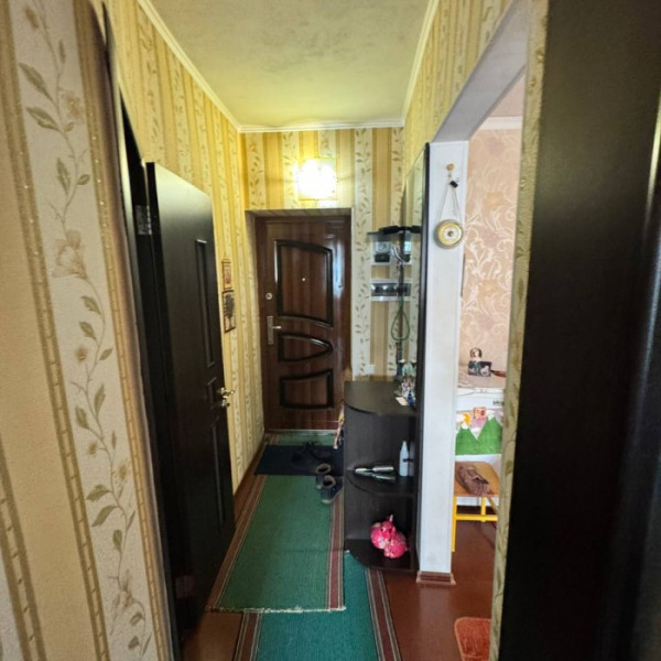 Фото Продам 1 комнатную квартиру в Станице Луганской, (кв Молодежный)