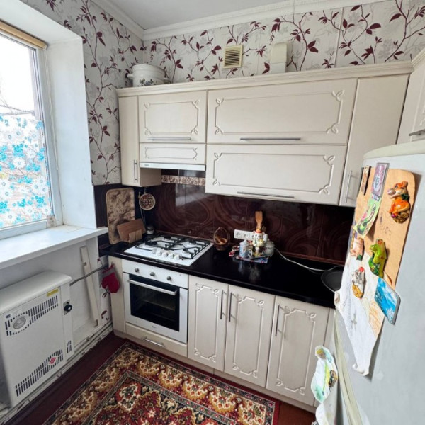 Продам 1 комнатную квартиру в Станице Луганской, (кв Молодежный)