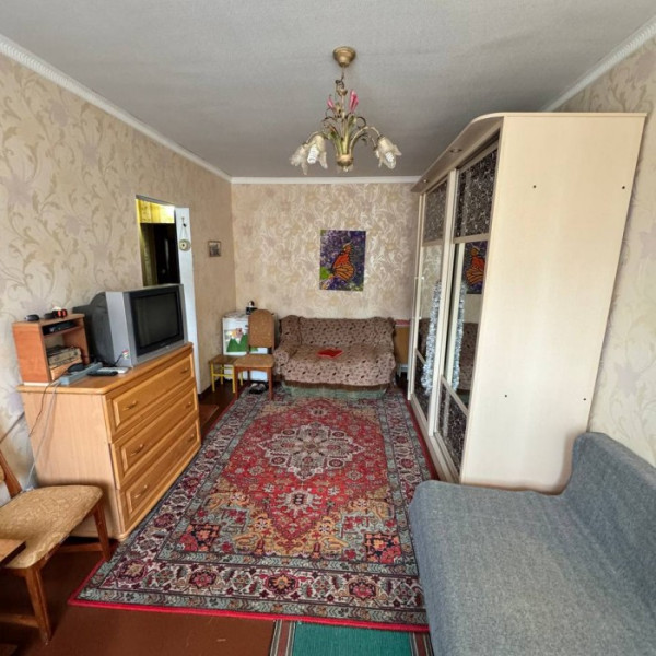 Фото Продам 1 комнатную квартиру в Станице Луганской, (кв Молодежный)