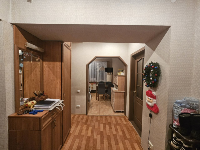Фото Продаётся трёхкомнатная квартира, 57 м²