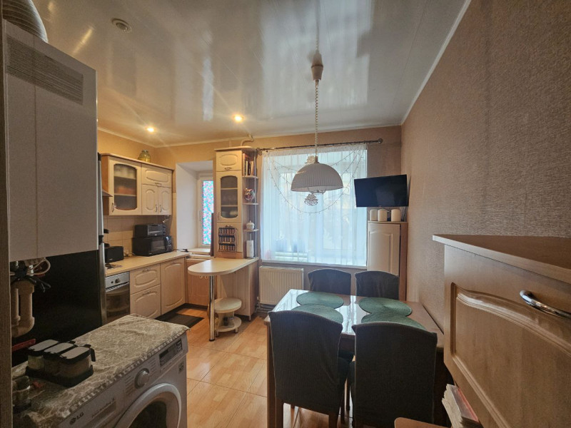 Фото Продаётся трёхкомнатная квартира, 57 м²