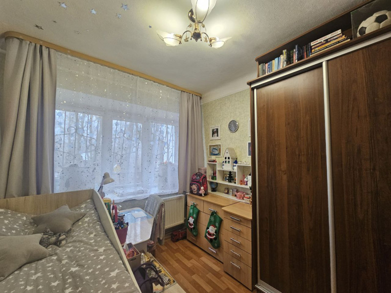 Фото Продаётся трёхкомнатная квартира, 57 м²