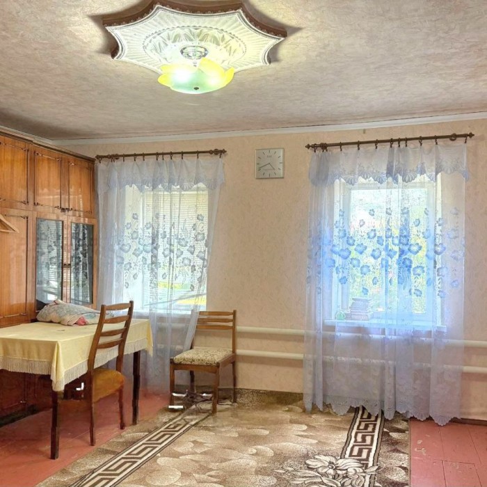 Продам дом в Луганске Каменнобродский р-н Ул. Лисичанская 84 м2 общ. пл.