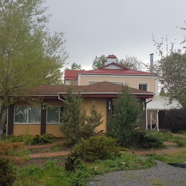 Продам 2-х этажный дом в Станично-Луганском районе с. Макарово