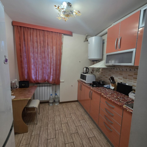 Продам 1к ул. Челюскинцев 4