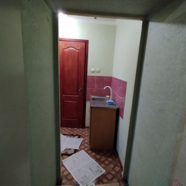 Фото Продам полугостинку 2-х комнатную на кв. Восточный