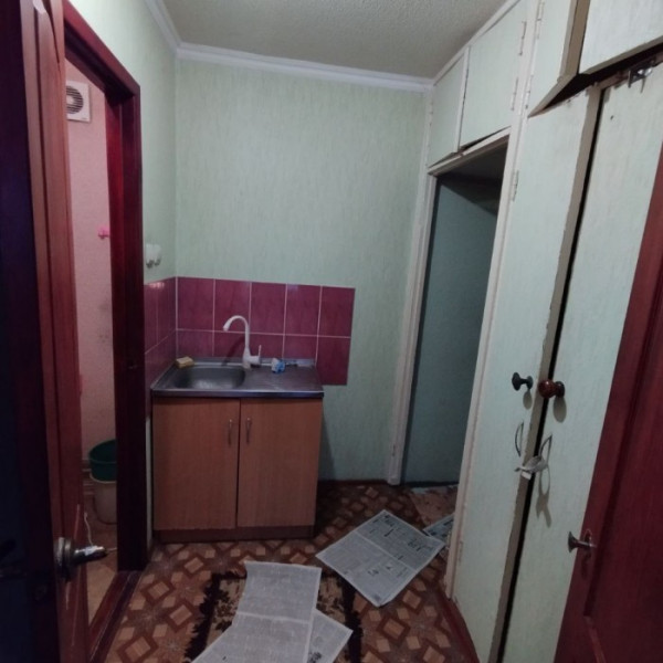 Фото Продам полугостинку 2-х комнатную на кв. Восточный