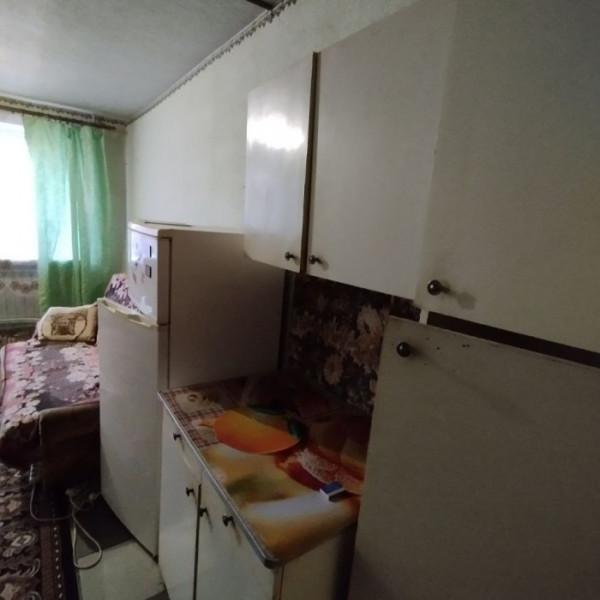 Фото Продам полугостинку 2-х комнатную на кв. Восточный