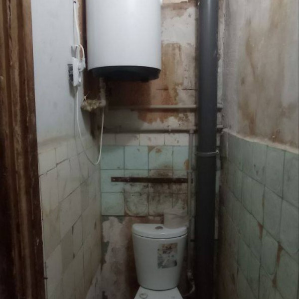 Фото Продам 4-комнатная квартира кв. Солнечный, 1/5 этаж кирпичного дома