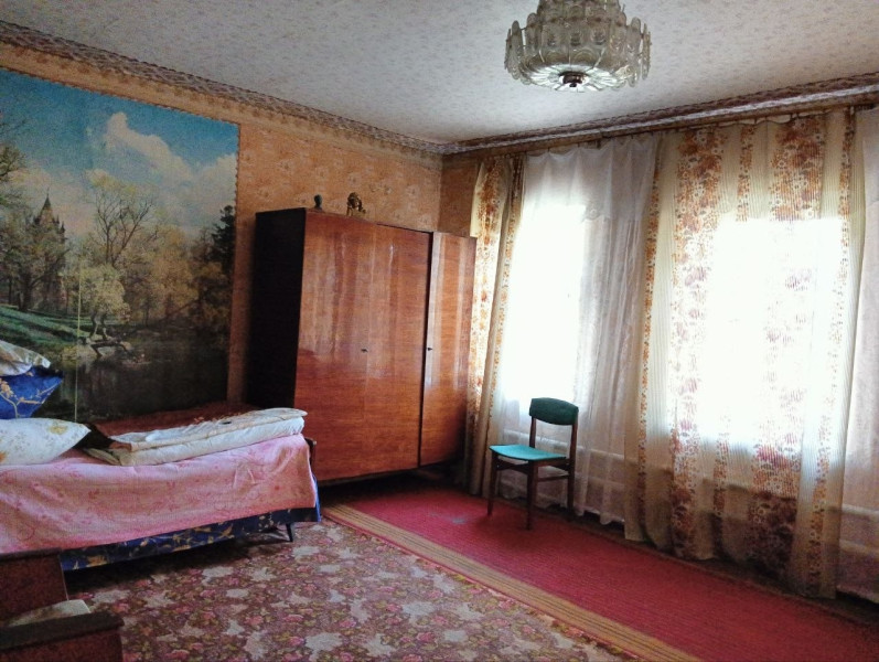 Фото Дом и флигель в г. Лутугино ул. Пушкина.