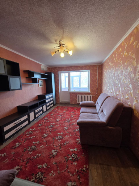 Продаётся двухкомнатная квартира, 56 м²