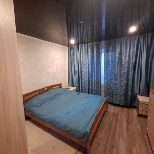 Фото Продам 3-х комнатную квартиру на кв. Дзержинского 1/9 эт