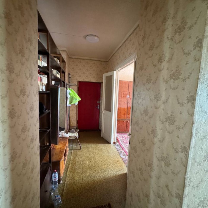 Фото Продам 2-х комнатную квартиру в самом центре г. Луганск, ул. 15-я Линия