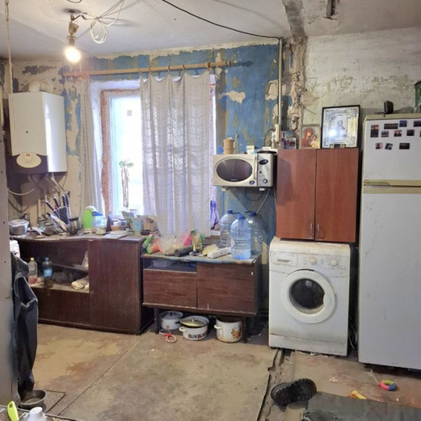 Продам 2-ком квартиру в Луганске, Жовтневый р-н, Кв. 50 лет Октября