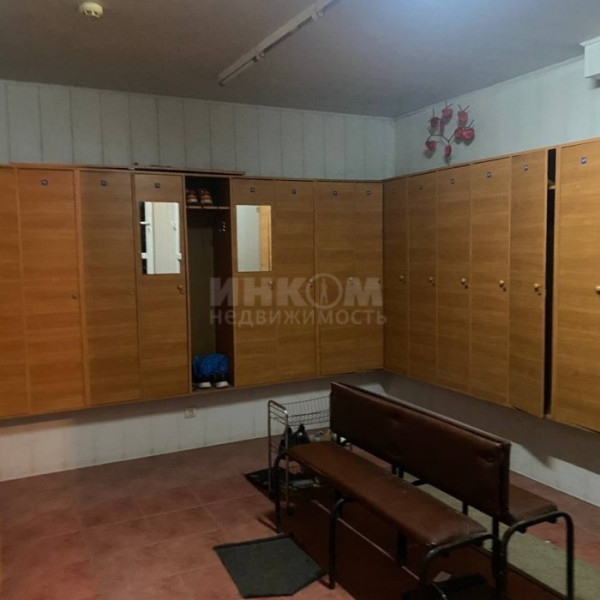 Фото Продам помещение 206 м2 в городе Луганск улица Оборонная