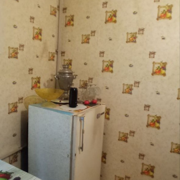 Фото Продам 2-х комнатную квартиру под ремонт, на Городке завода ОР