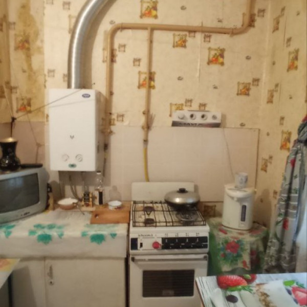 Фото Продам 2-х комнатную квартиру под ремонт, на Городке завода ОР