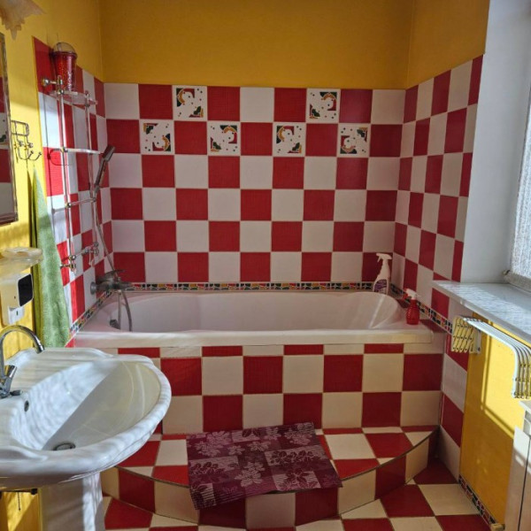 Фото Продам 2-х этажный коттедж ул. Марленовская (р-н Стройцентра, ЛНАУ Сельхоз.институт)