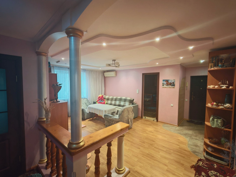 Фото Продаётся 4-комнатная квартира, 76,5 м²