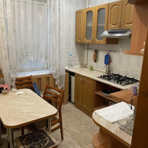 Продам 2-х комн квартиру с АО в г Луганск кв Южный