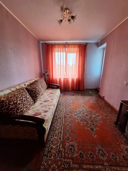 Фото Сдаётся на длительный срок 3-комнатная квартира в городе Брянка.