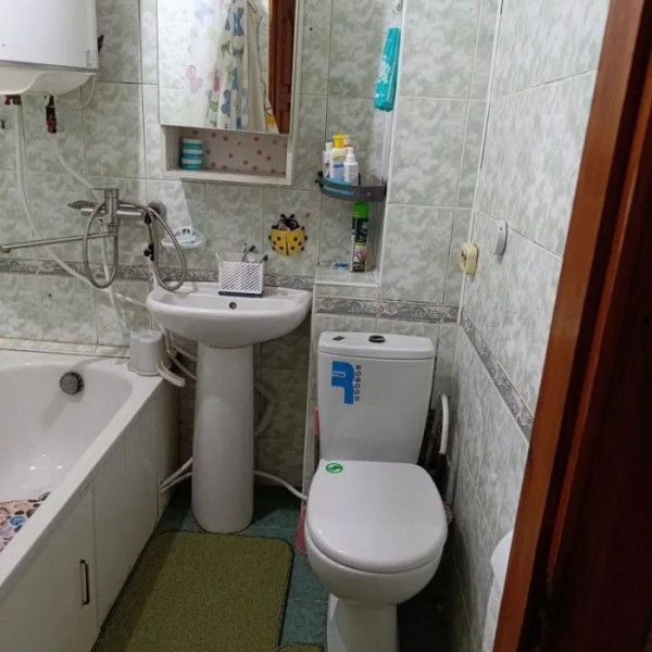 Фото Продам 2-комн квартиру в городе Луганск квартал Левченко