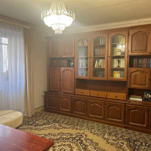 Фото Продам 4-х комнатную квартир с АВТОНОМНЫМ отоплением гор. Пархоменко.