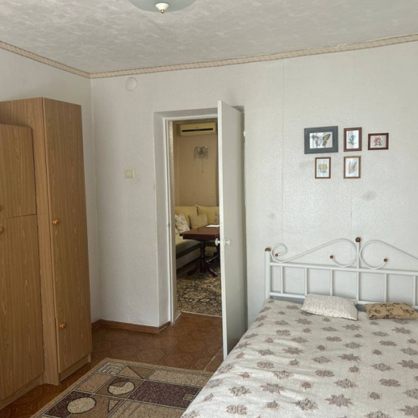 Фото Продам 4-х комнатную квартир с АВТОНОМНЫМ отоплением гор. Пархоменко.