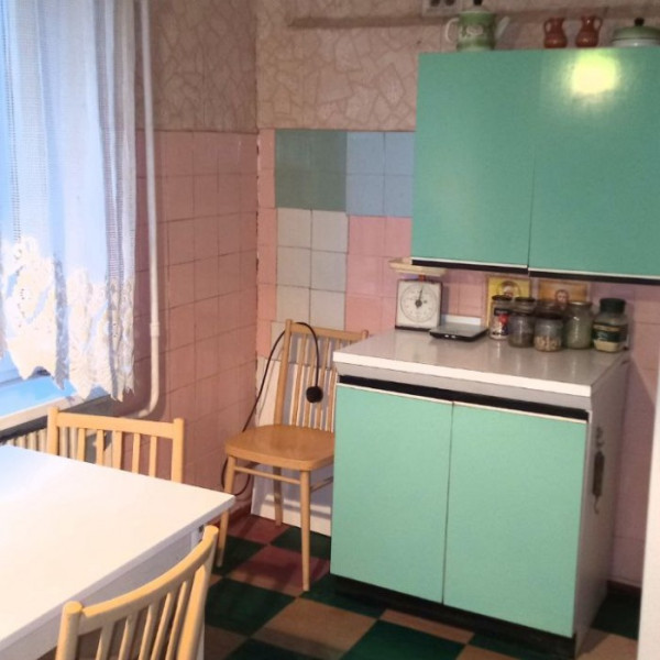 Фото № 6704 Продам 2х комн. квартиру в р-не СШ № 9