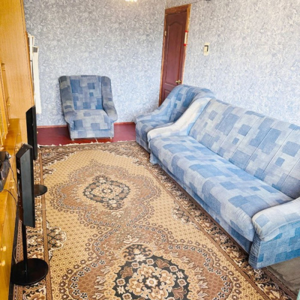 Фото Продам 3- х комнатную квартиру на кв. Комарова