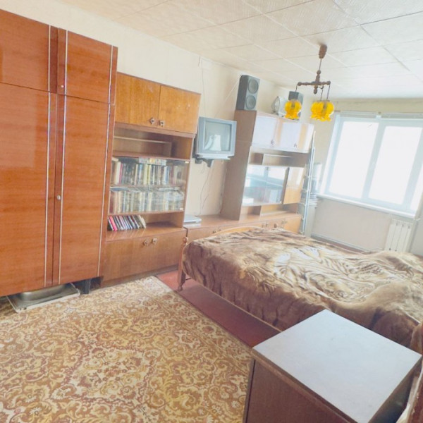 Фото Продам 3- х комнатную квартиру на кв. Комарова