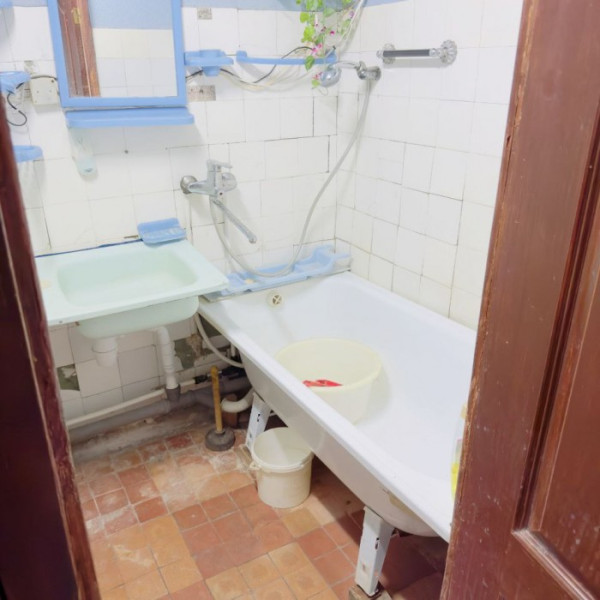 Фото Продам 3- х комнатную квартиру на кв. Комарова